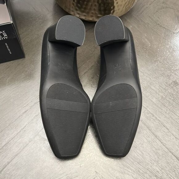 Naturalizer Warner Square Toe Pump (WIDE) size 8 - Picture 3 of 13